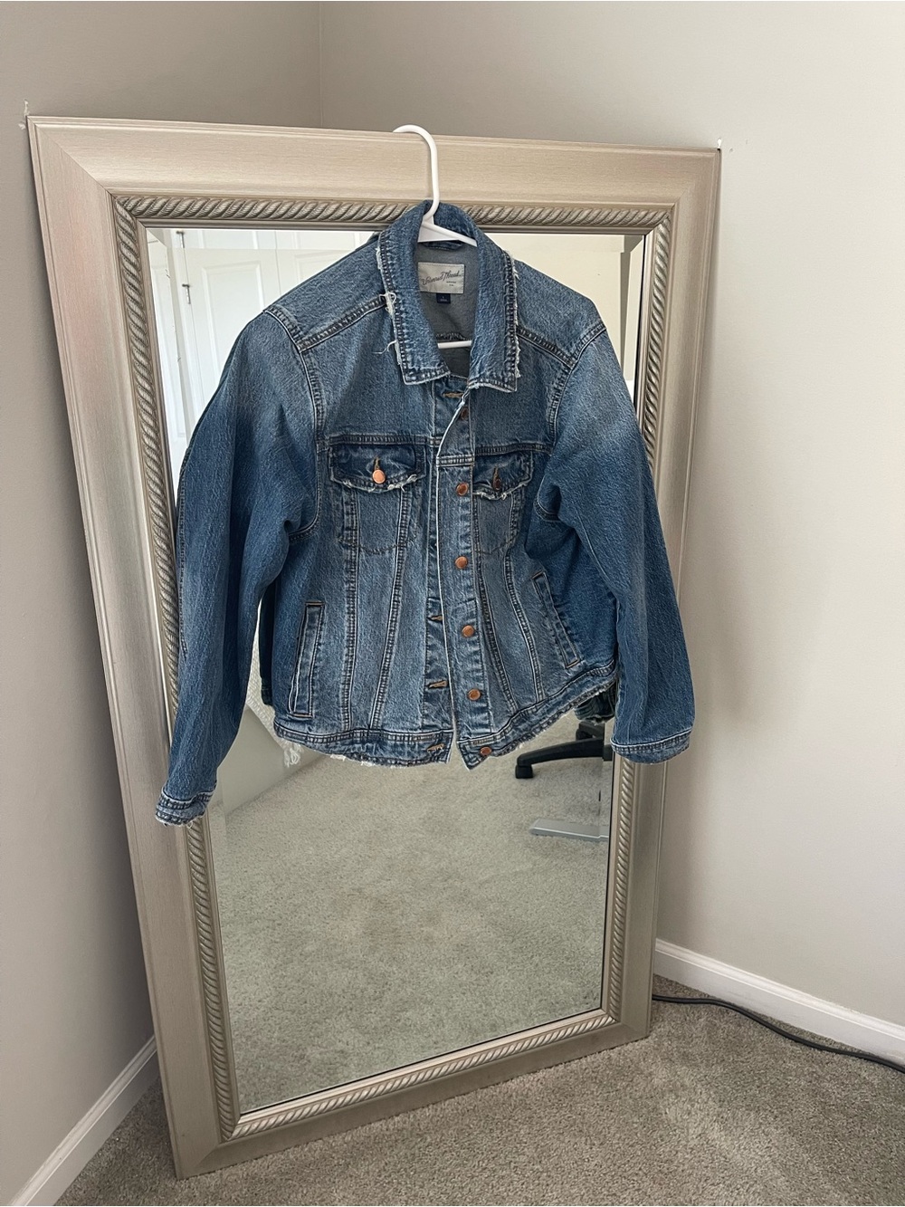 Universal Thread Denim Jacket - Picture 2 of 10